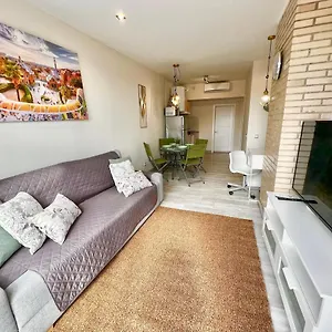Apartamento Amazing With Terrace, Badalona